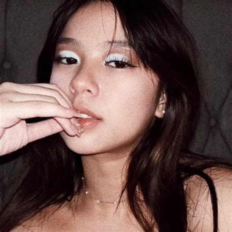 Lyninii Roslyn Lunok .